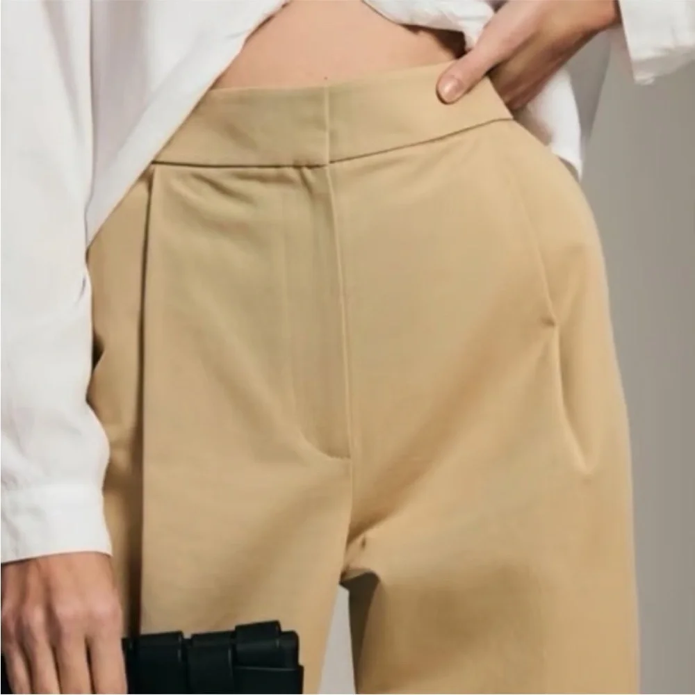 NWT Anthropologie Exquise Pants Chino Rolled-Hem in Cedar Tan